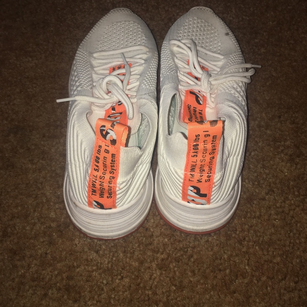 SHEIN Sneakers
